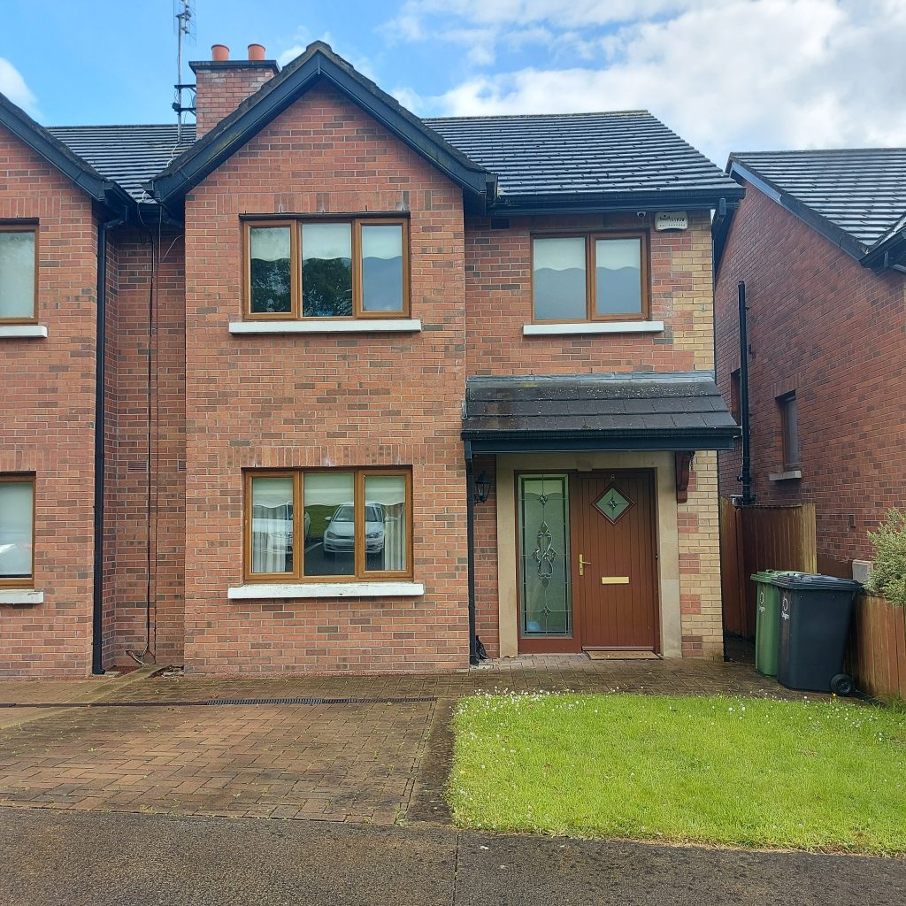 8 Oriel Heights, Collon, Co Louth