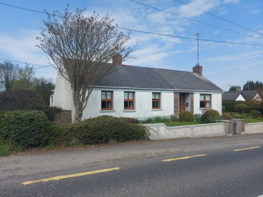 Detached 3 bedroom bungalow at Cashel, Slane, Co. Meath