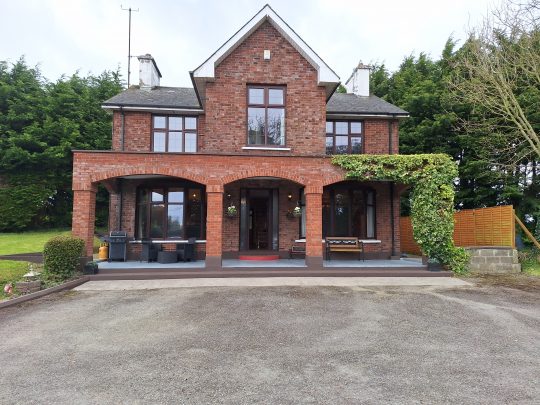 Mullaghmore, Tallanstown, Co. Louth A91 P821   Detached House – 4 Beds – 3 Baths