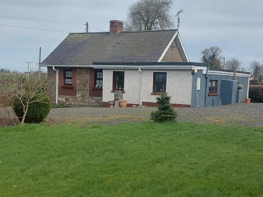 3 bed stone cottage Hurlstone, Ardee, Co. Louth A92 EF63